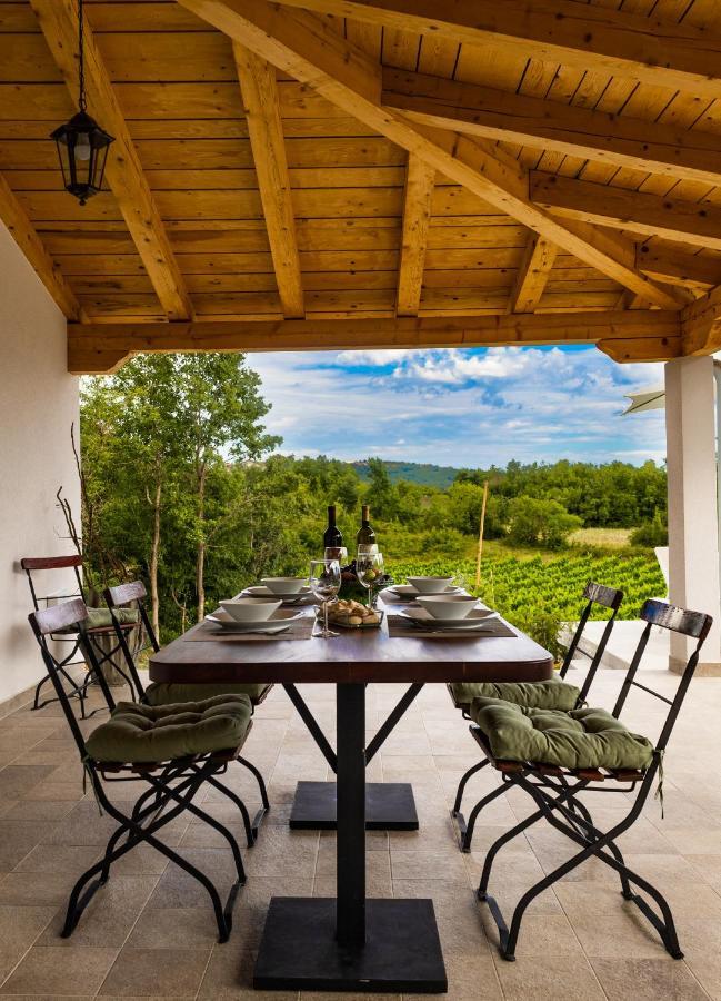 Villa Klara Buzet Luaran gambar